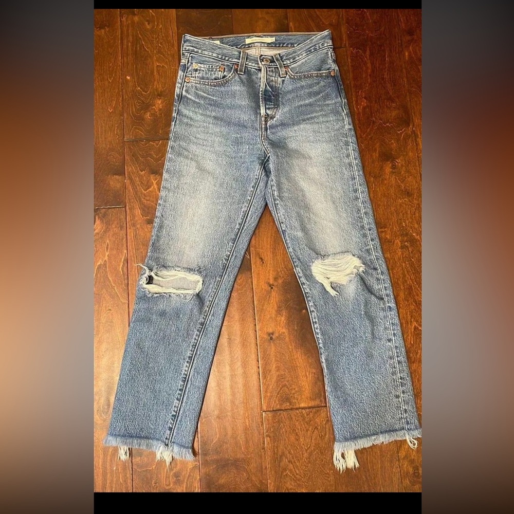 Women’s Levi Wedgie Straight Fit Jeans